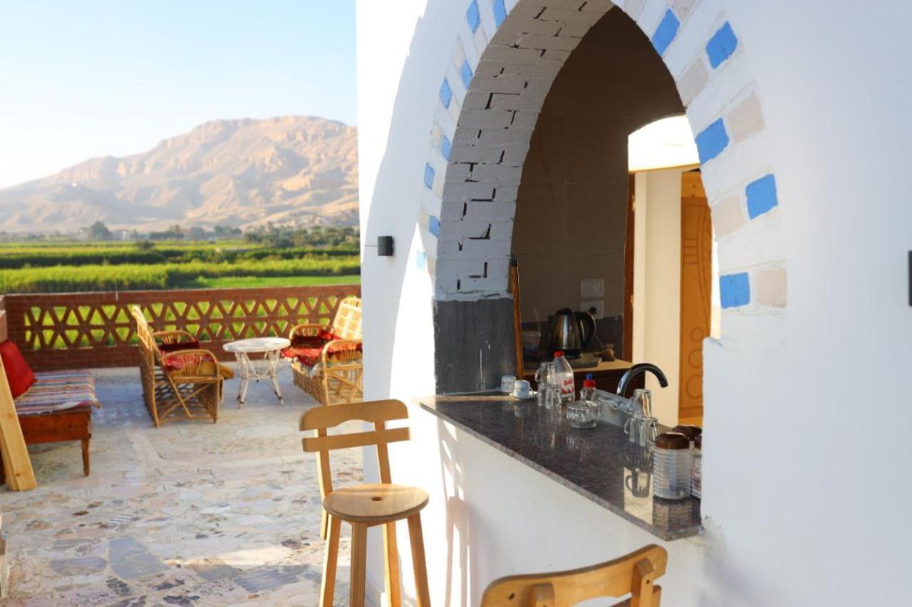 Quiet Gate Guest House Lel Agalta Esterno foto