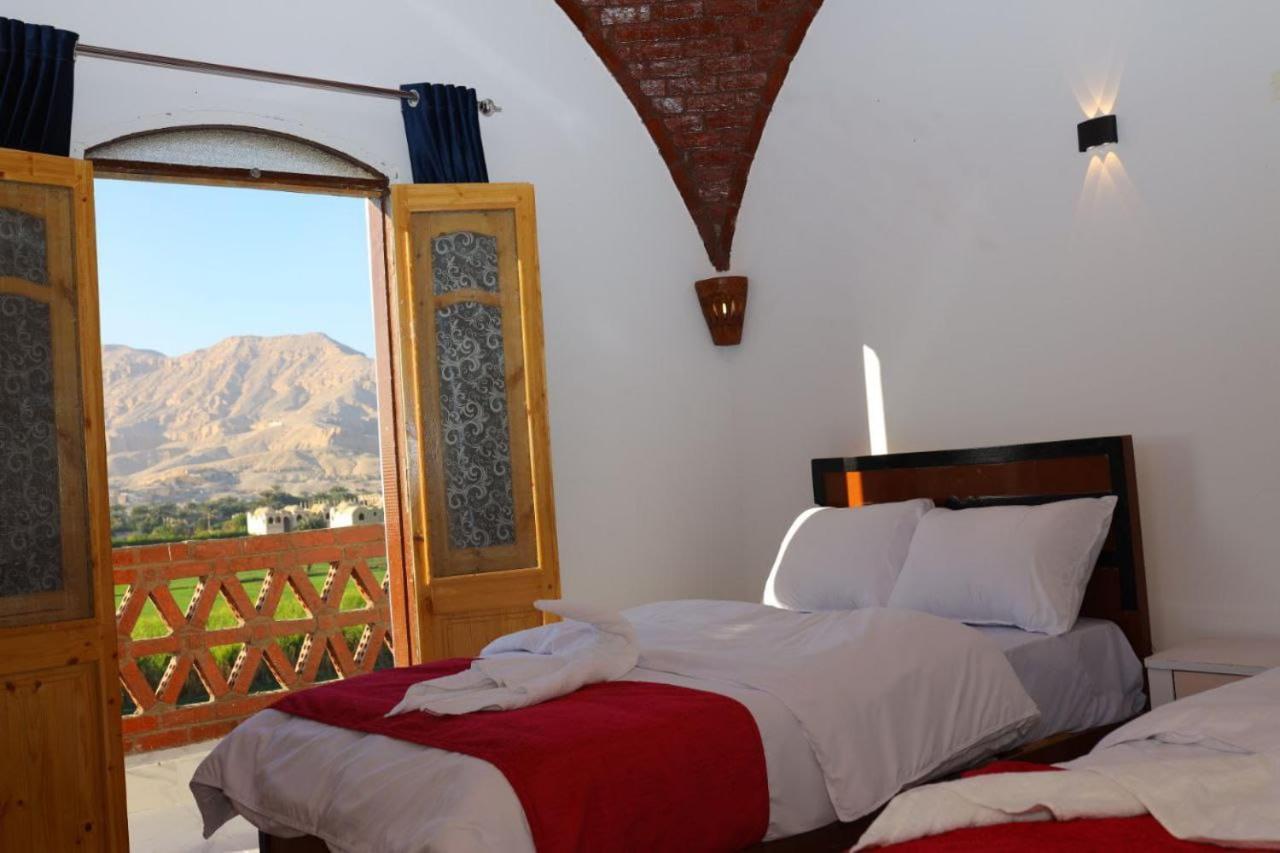 Quiet Gate Guest House Lel Agalta Esterno foto