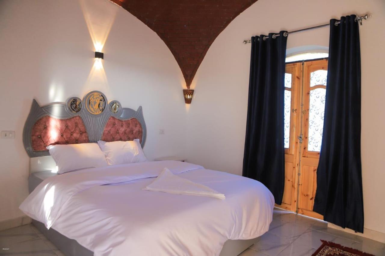 Quiet Gate Guest House Lel Agalta Esterno foto