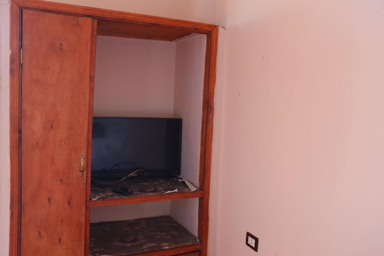 Quiet Gate Guest House Lel Agalta Esterno foto